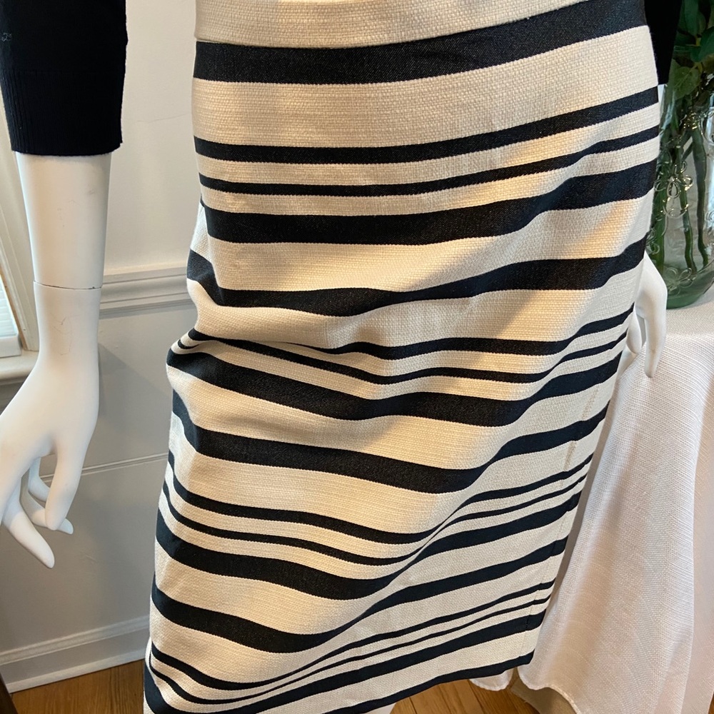 J CREW PENCIL STRAIGHT SKIRT - Picture 1 of 7